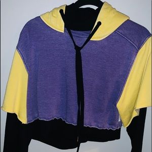 Cropped hoodie